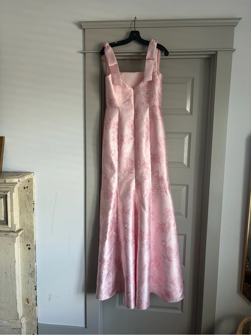 ALFRED SUNG fit & flare shoulder with shoulder bows; color: bow and blossom - Picture 3 of 5
